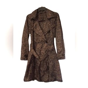 Shed Trench Style packable leopard Print Raincoat